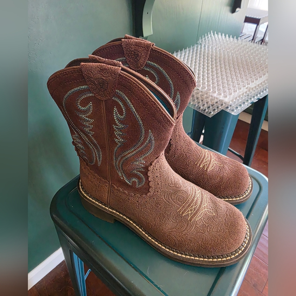Womens Ariat Fat Baby Boots